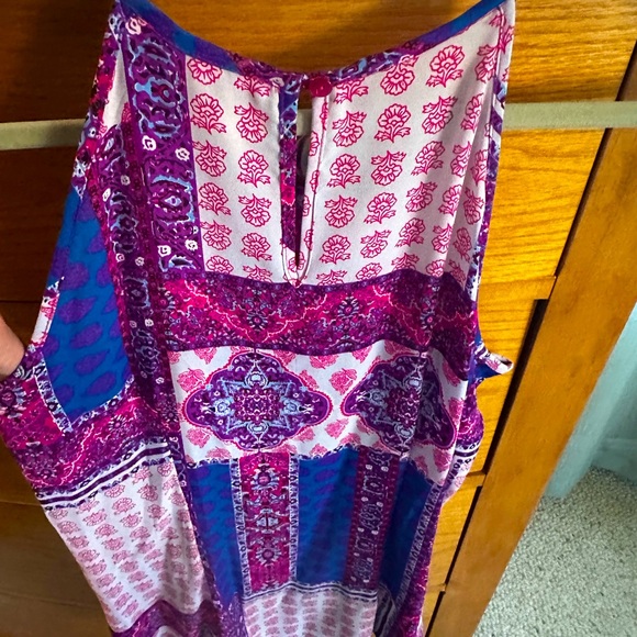 Violet & Claire women’s M vibrant print light and airy dressy tank,button neck - Picture 3 of 6